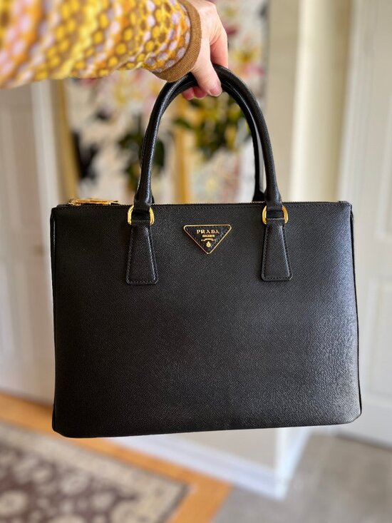 Prada Handbags - <<SOLD>> Prada Galleria Saffiano Leather Bag - Medium - Authentic